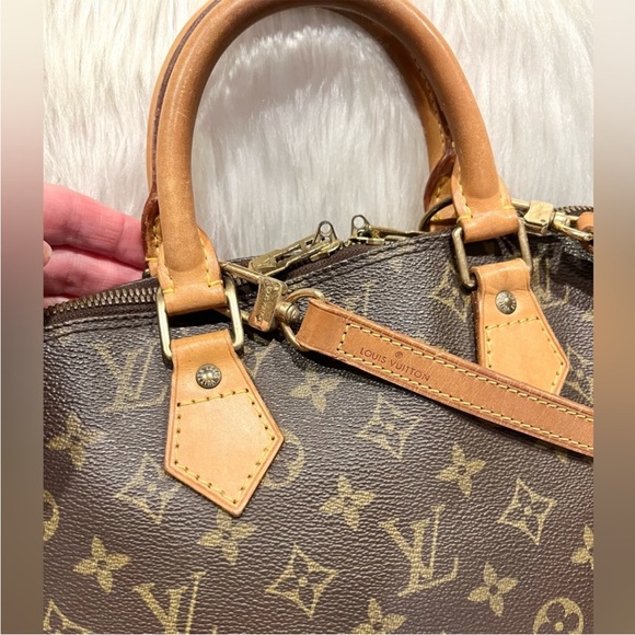 GOOD CONDITION! Authentic Louis Vuitton Alma PM Shoulder Bag Tote Handbag Purse - Picture 9 of 16